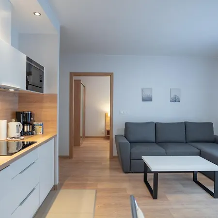 Rentplanet - Gorna * 스클라르스카포렘바