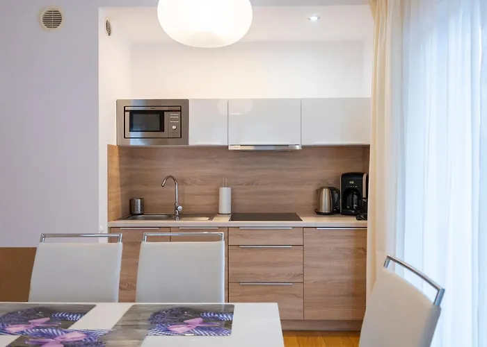Rentplanet - Gorna Apartment *